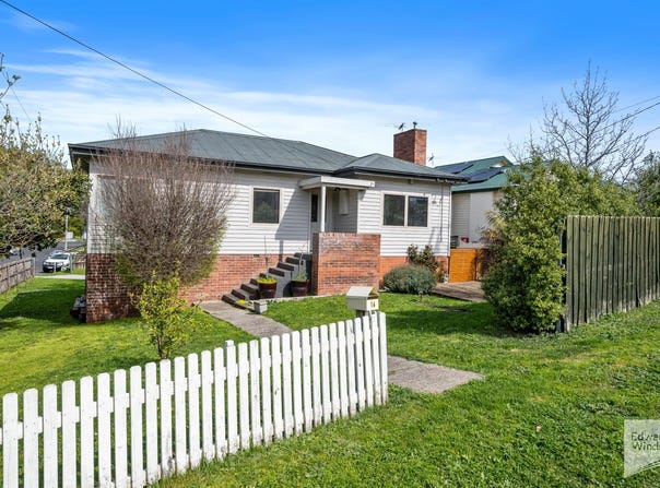 16 Lennox Avenue, Lutana, Tas 7009