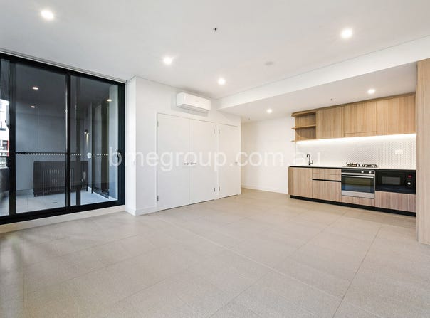 523/6 Lapwing Street, Wentworth Point, NSW 2127