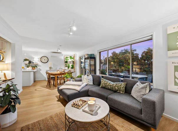 90A Beach Road, Torquay, Vic 3228