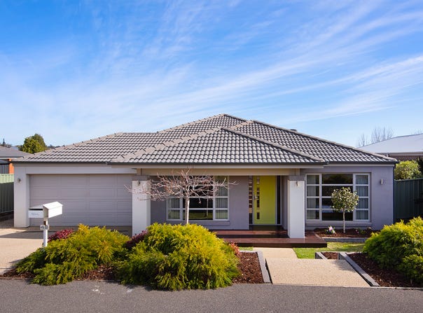 42 Highland Way, Maiden Gully, Vic 3551