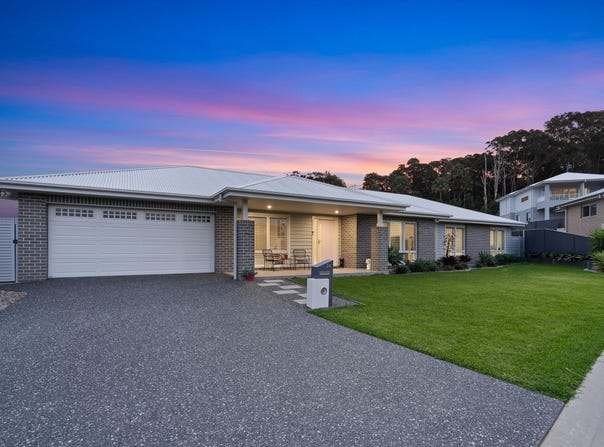 24 Lovedale Way, Forster, NSW 2428