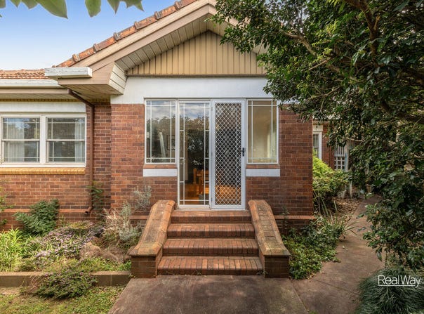 227A West Street, Harristown, Qld 4350