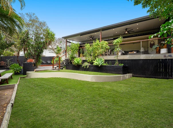 11 Vista Street, Balmoral, Qld 4171
