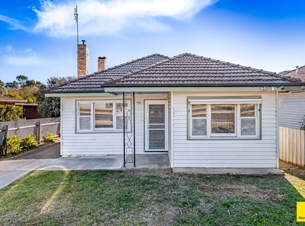 377 Napier Street, White Hills, Vic 3550
