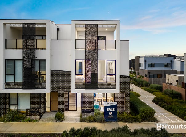 21 Crick Walk, Burwood East, Vic 3151