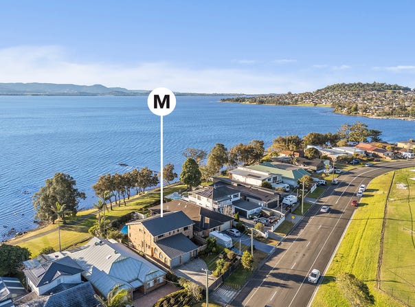 35 The Esplanade, Oak Flats, NSW 2529