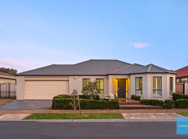 11 Richardson Court, Caroline Springs, Vic 3023