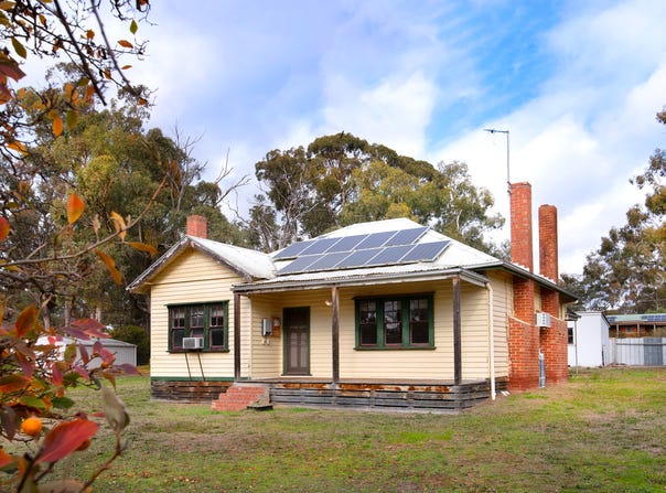 30 Lyons Street, Newstead, Vic 3462