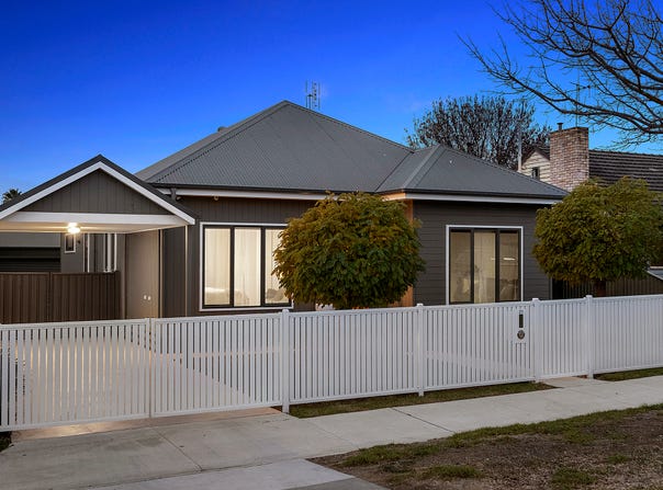 21 Keck Street, Flora Hill, Vic 3550
