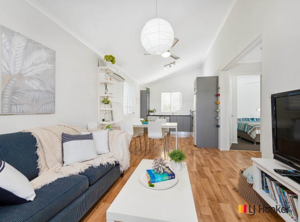 227/51 Beach Road, Batehaven, NSW 2536