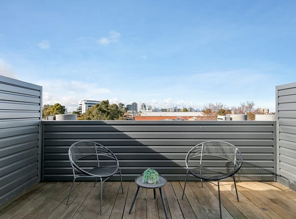 4 Greenham Place, Footscray, Vic 3011