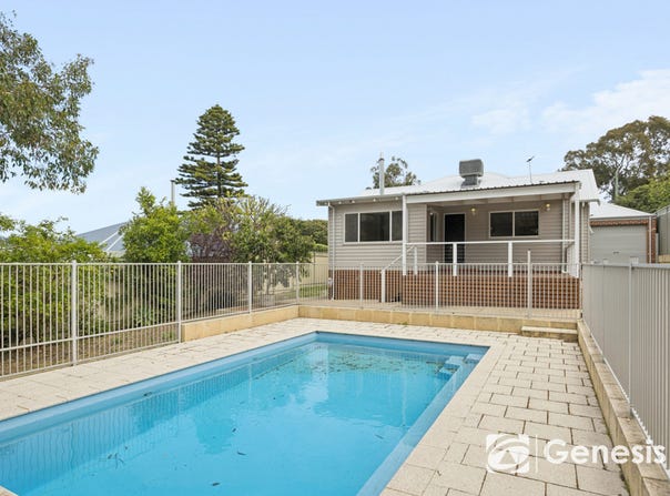 11 Harriott Street, Willagee, WA 6156