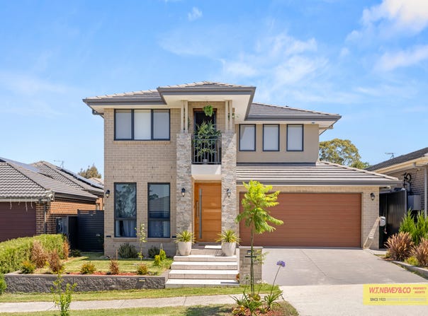 29 Crowley Boulevard, Claymore, NSW 2559