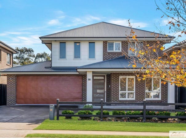 18 Pennyroyal Boulevard, Denham Court, NSW 2565