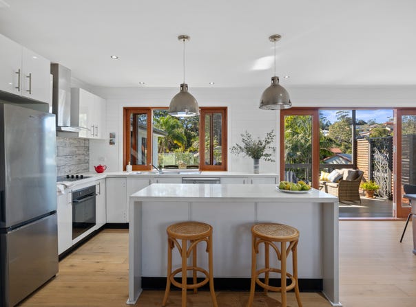 76 Tallwood Avenue, Mollymook Beach, NSW 2539
