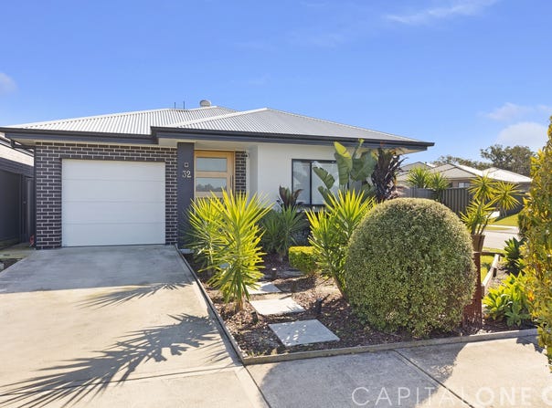 32 Cadogan Crescent, Woongarrah, NSW 2259