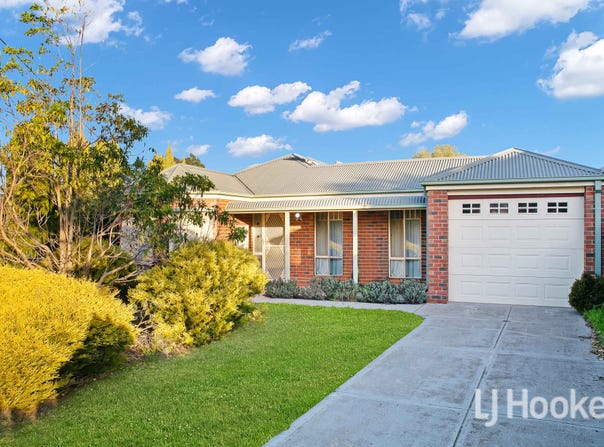25 Bernard Drive, Melton South, Vic 3338