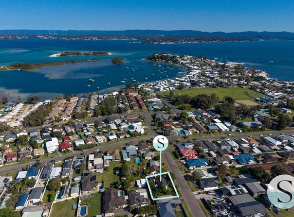 6 Docker Street, Marks Point, NSW 2280