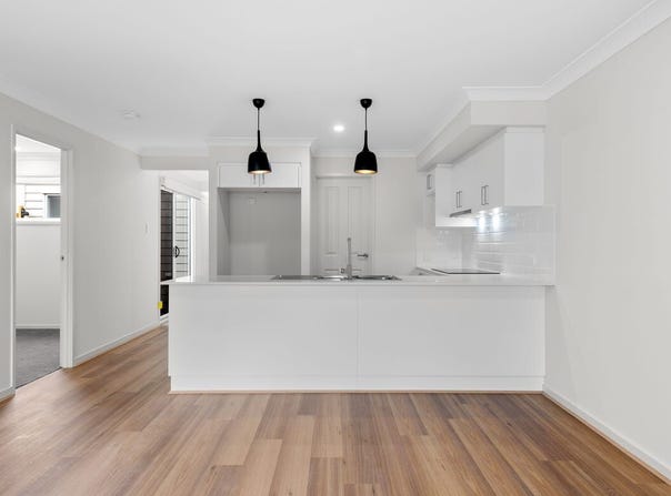 23 Radiant Circuit, Morayfield, Qld 4506