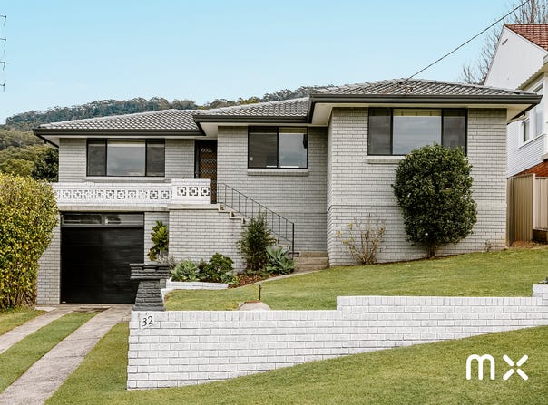 32 June Parade, Woonona, NSW 2517