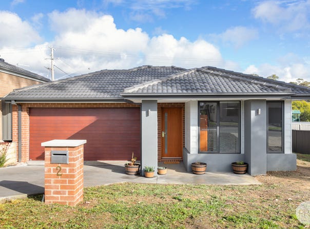 2 Henlix Court, Mount Clear, Vic 3350