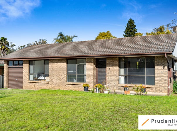 5 Woodlark Place, Glenfield, NSW 2167