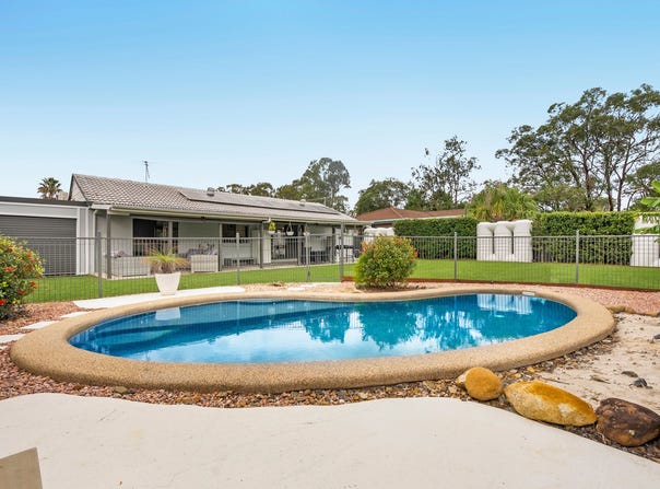 4 Parkway Street, Capalaba, Qld 4157