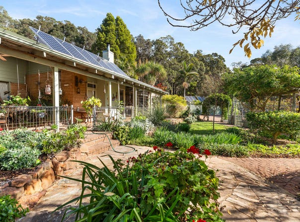231 Albany Highway, Bedfordale, WA 6112