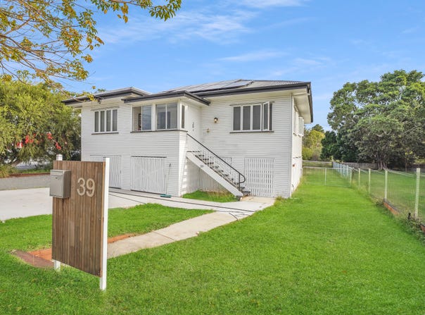 39 Haynes Street, Park Avenue, Qld 4701
