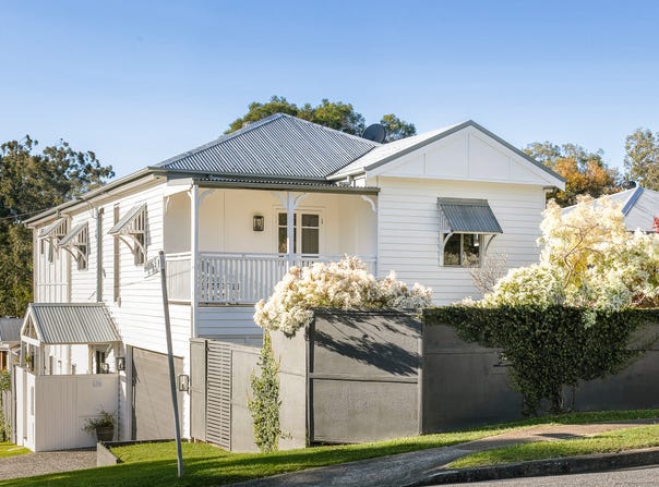 75 Main Avenue, Bardon, Qld 4065