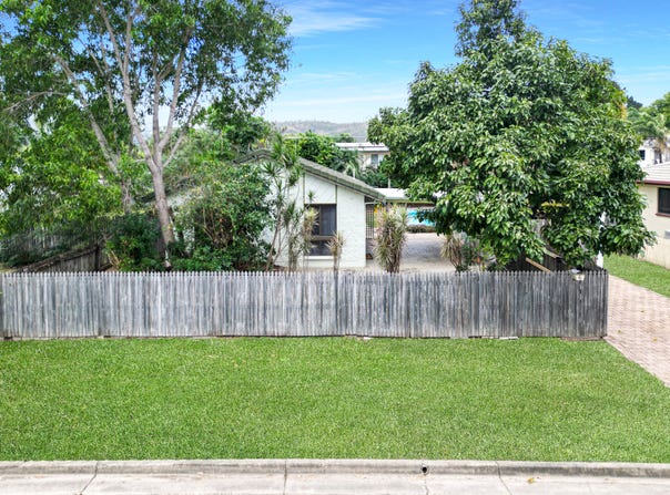 6 Woodlea Court, Kelso, Qld 4815