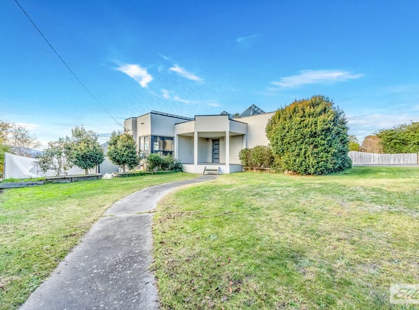 20 Cross Street, Newborough, Vic 3825