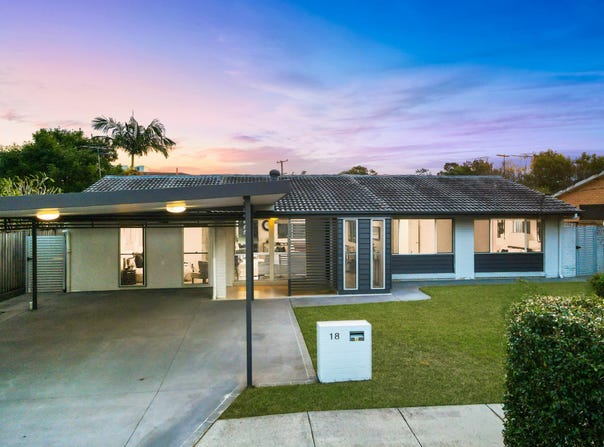 18 Bedser Street, MacGregor, Qld 4109