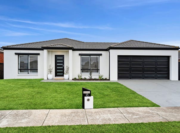18 Pickerall Avenue, Grovedale, Vic 3216