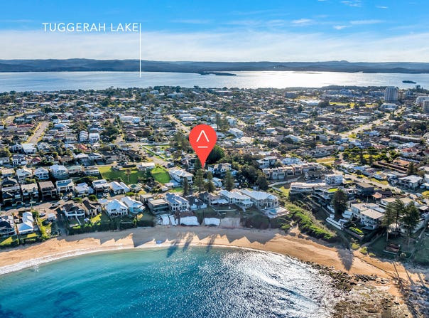 20 Narrawa Avenue, Blue Bay, NSW 2261