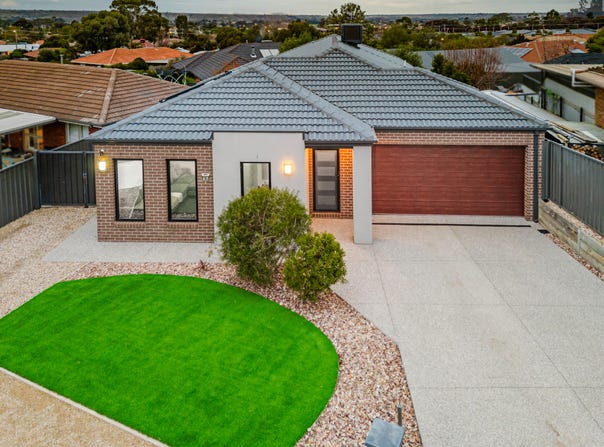 19A Cunningham Close, Darley, Vic 3340