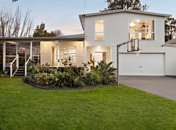 14 Bruarong Crescent, Frankston South, Vic 3199