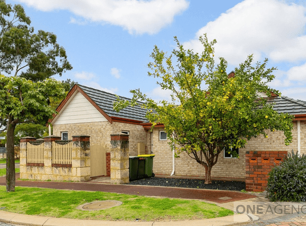 1/11 Waterway Crescent, Ascot, WA 6104