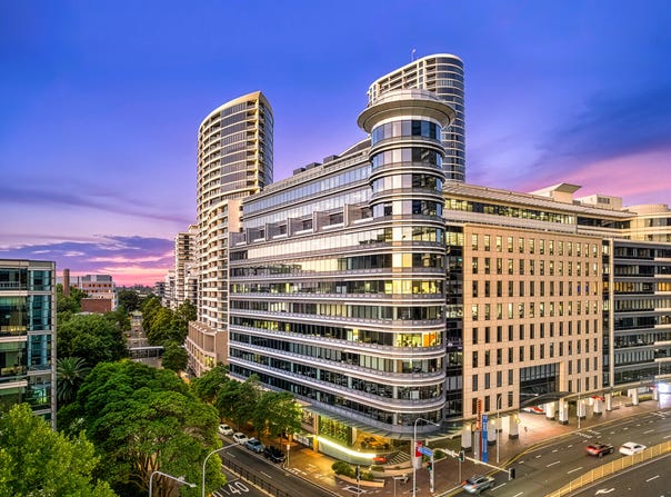 Forum West, 205 Pacific Highway, St Leonards, NSW 2065
