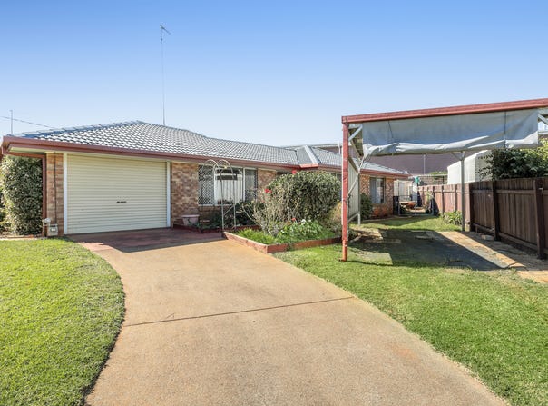 10 Gibson Street, Wilsonton, Qld 4350