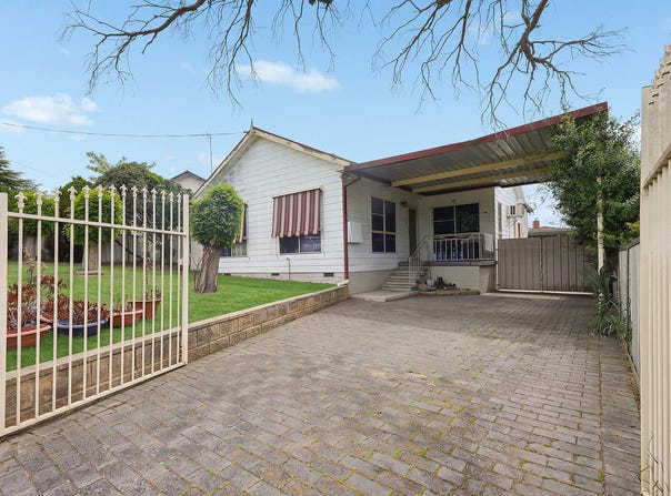 269 Peel Street, West Bathurst, NSW 2795