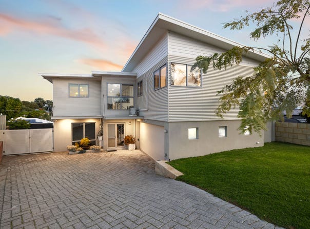 43 Hurley Way, Hillarys, WA 6025
