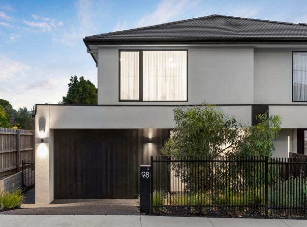 98 Fewster Road, Hampton, Vic 3188
