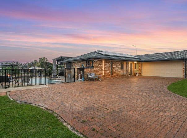 4 Jasmin Drive, Bongaree, Qld 4507