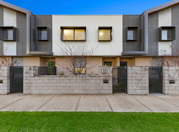 6 Slattery Place, Pakenham, Vic 3810