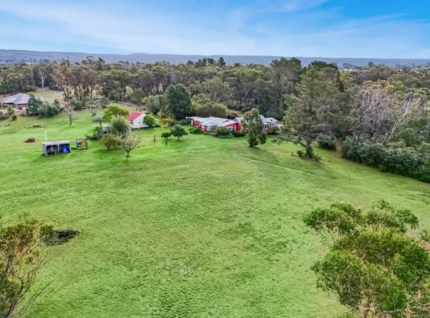 11 River Street, Balmoral, NSW 2571