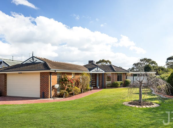 29 Euroa Avenue, Berwick, Vic 3806