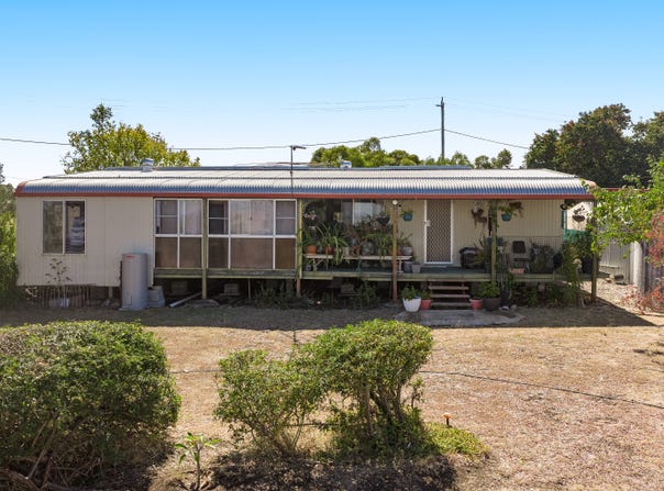 55 Hancock Lane, Mount Marshall, Qld 4362