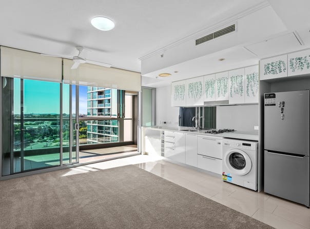 11005/8 Harbour Road, Hamilton, Qld 4007