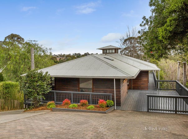 39 Lawanna Drive, Templestowe, Vic 3106
